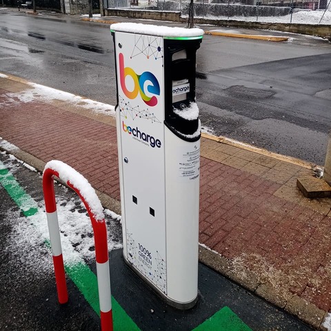Electric vehicles charging station | San Damiano d'Asti (piazza IV Novembre)